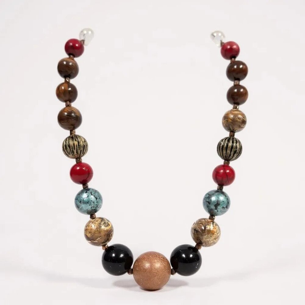 Multi color Lucite Bead Gradual Necklace